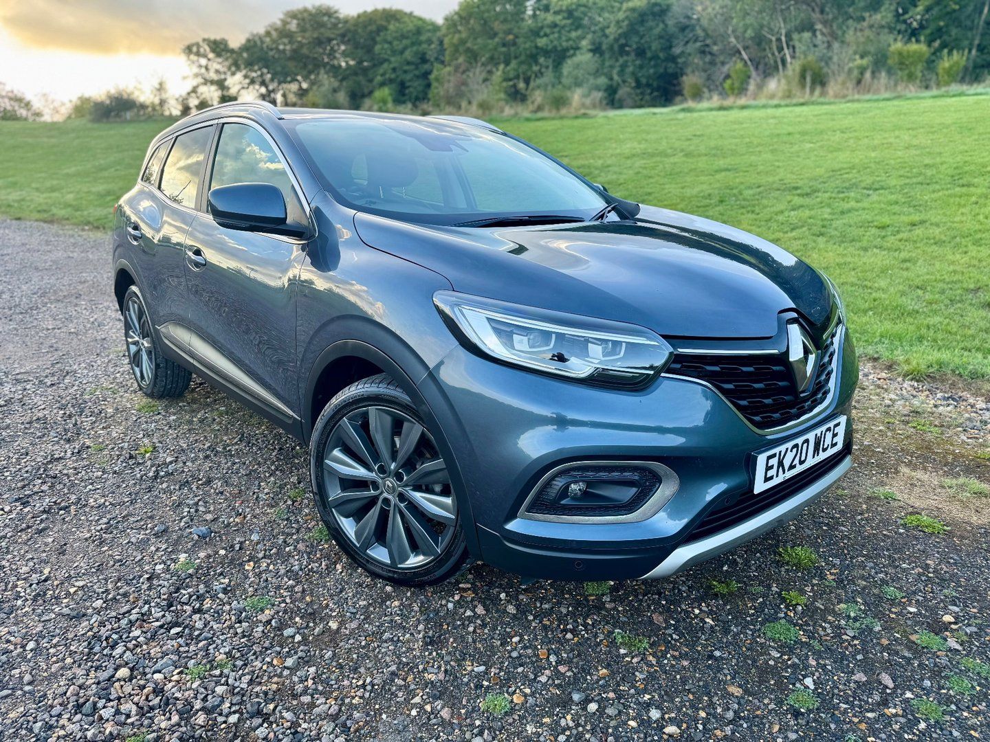 2020 Renault Kadjar S EDITION TCE, photo 1